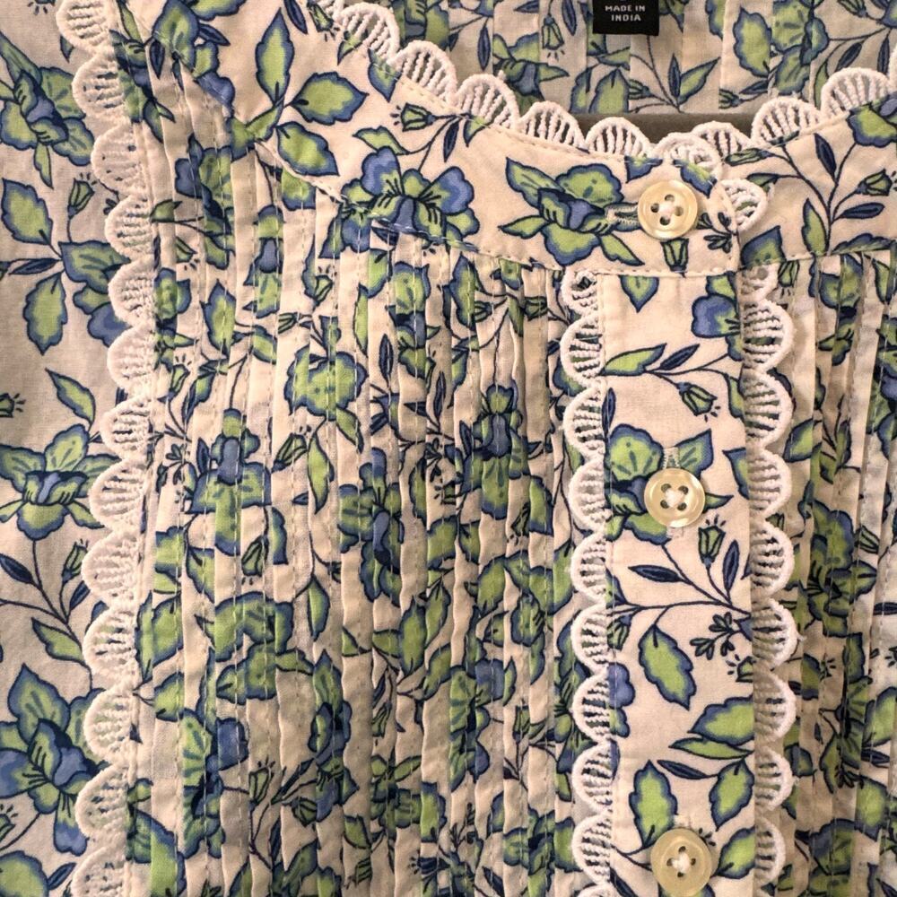 Talbots Scallop Lace Trim Top in Blooming "Daffodils" Floral Size Large - Picture 10 of 11